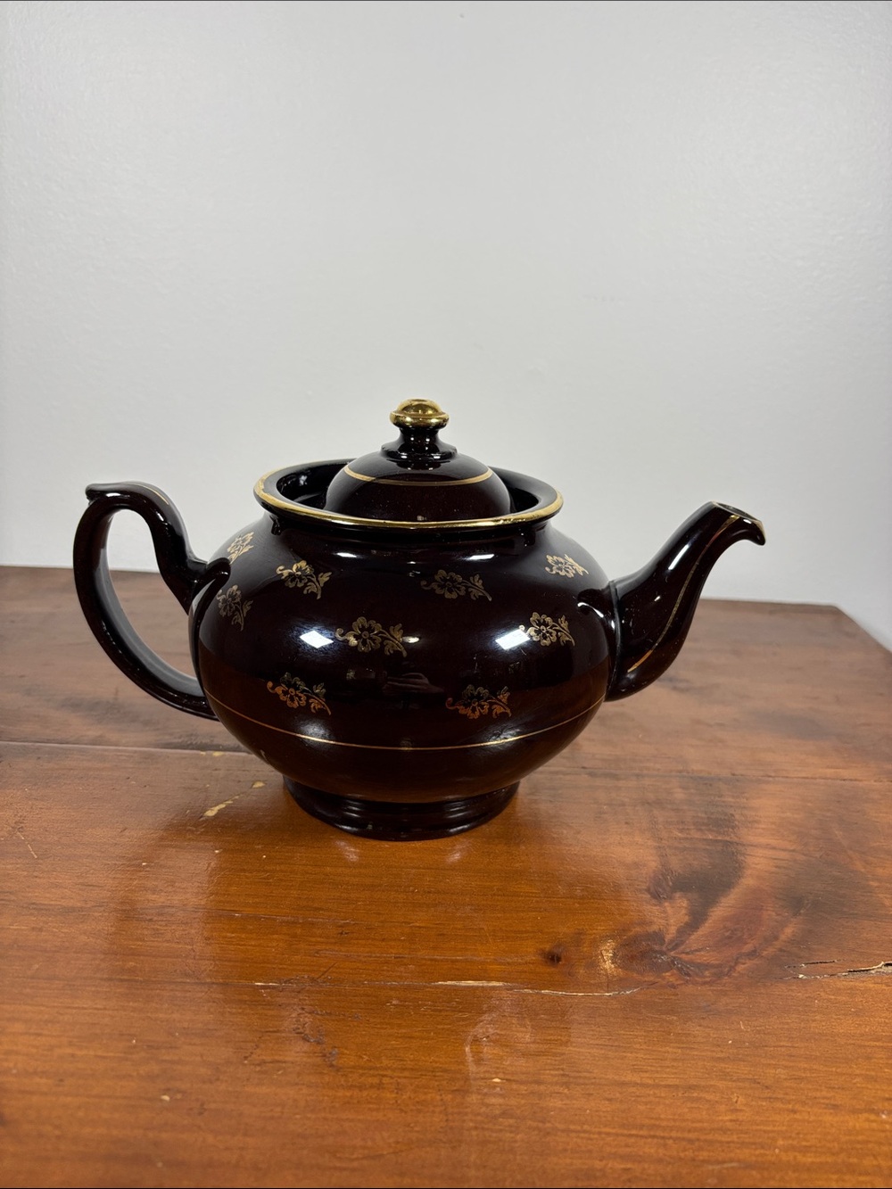 VTG ALB Alcock, Lindley & Bloore Brown Gold Betty Teapot with Downspout England